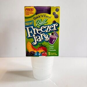 Ball Freezer Jars 8 oz Plastic Stackable Containers with Lids 5 Count New